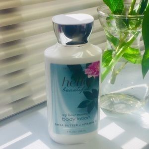 🌹Bath & Body Works Body Lotion (8FL OZ / 236 mL)